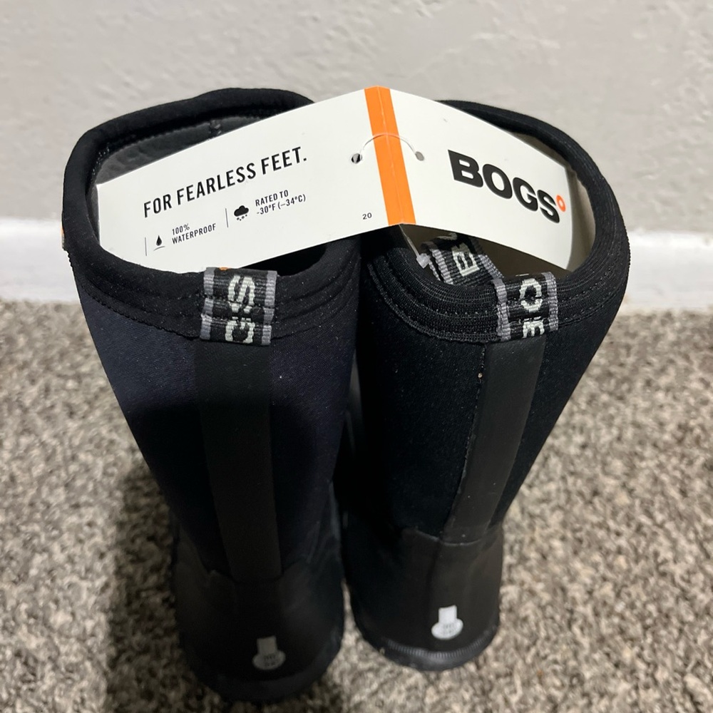 Bogs Black Durable Boots